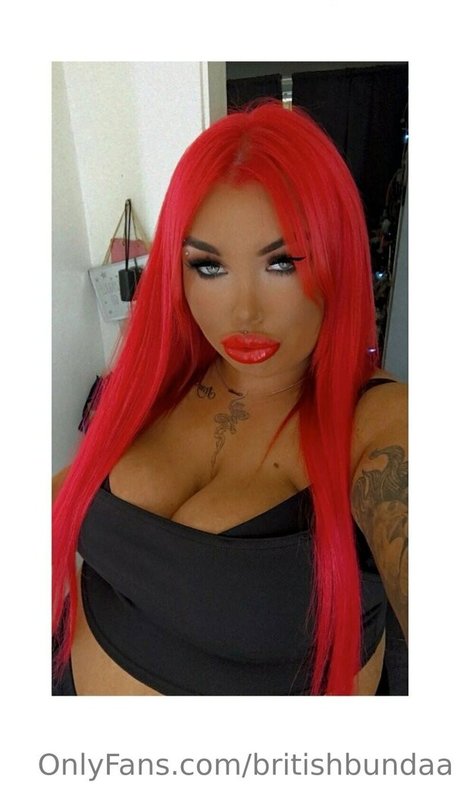 Britishbundaa nudes actress photo