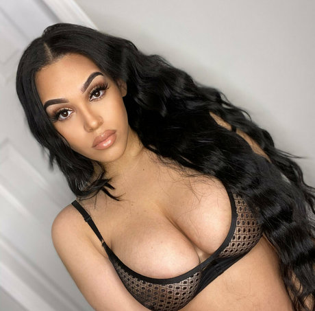 neljassenia perfect pornstar galleries