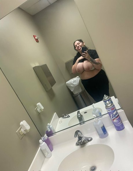 daminami model top img