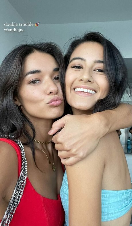 Anelia Moor xxx pornstar photos