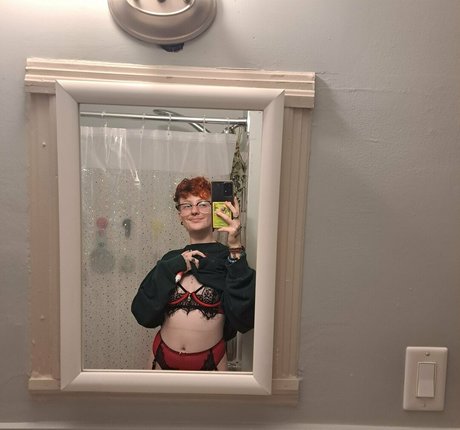 tr33ivy sexy model images