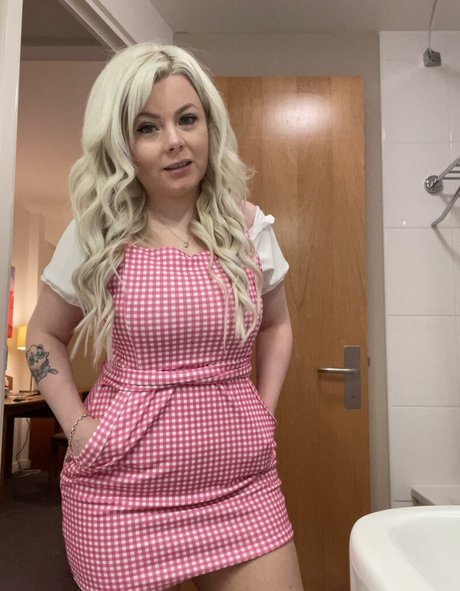 Naughty Danni pornstar nude picture