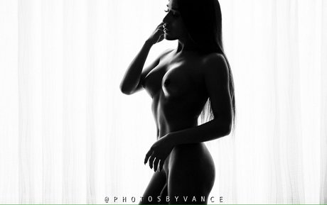 thessupreme pretty actress pics