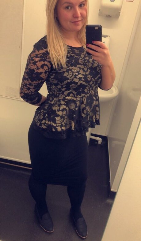 Couplenaughty2 star sexy photo