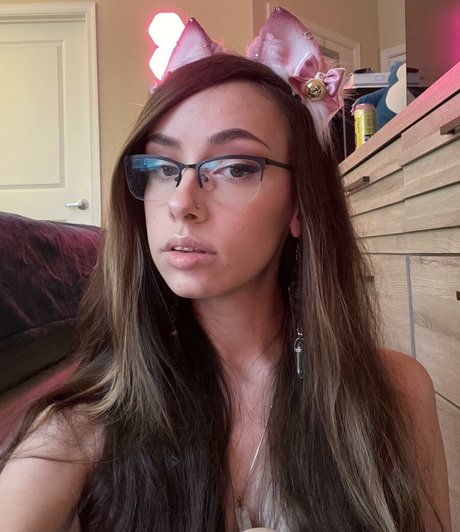 Lexi Lynx adult model archive