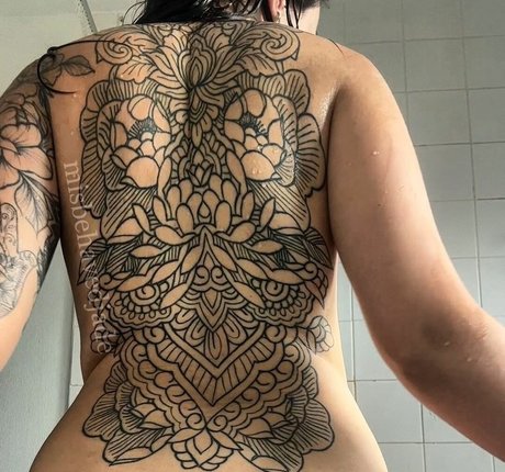 misbehavedjade pornographic actress img