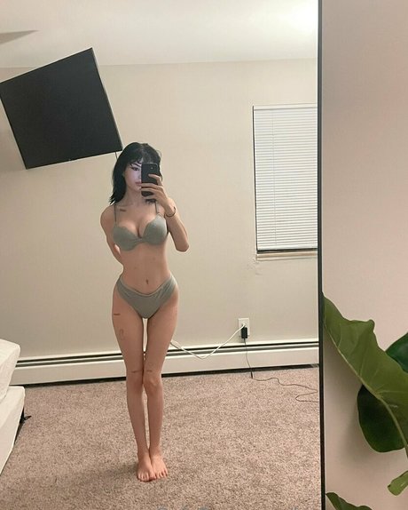 hiravenrose hot model gallery