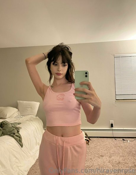 hiravenrose actress pic