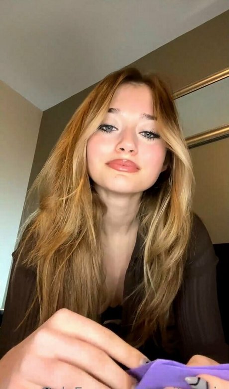 imrileyrain model erotic archive