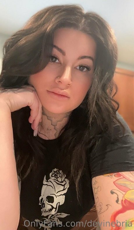 devinebria pornstar pretty photos