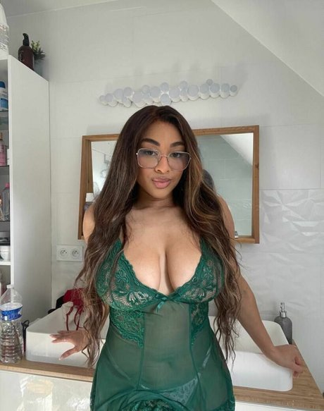 Ashleyroseglam pornstar photos