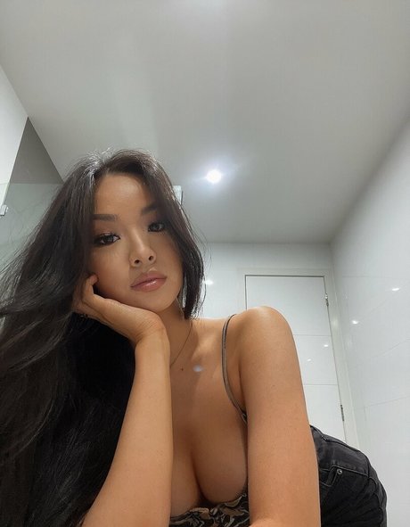 Kathryynn high quality model photos