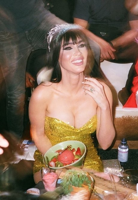 Megan Fox hot model image