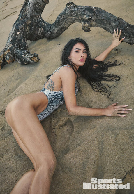 Megan Fox pornstar sex photos