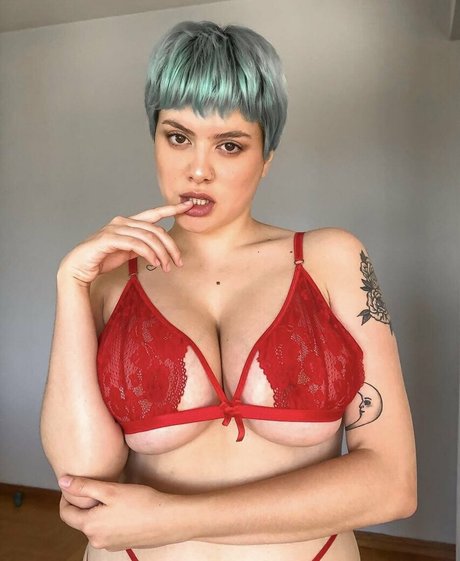 Moonvvenus star adult picture