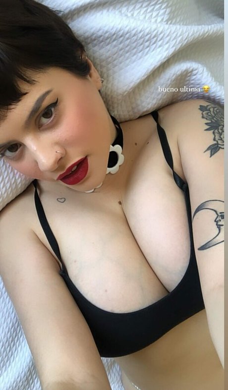 Moonvvenus star naked photo