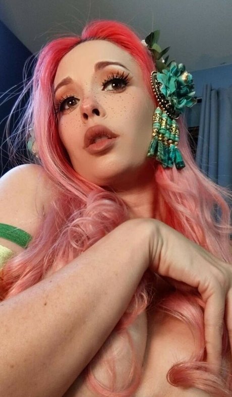 HendoArt hot star photo