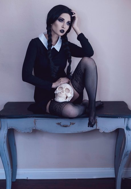 HendoArt erotic star image