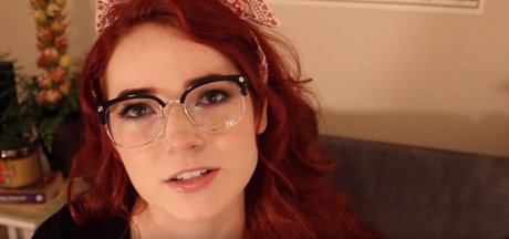 Goodnight Moon xxx pornstar archive