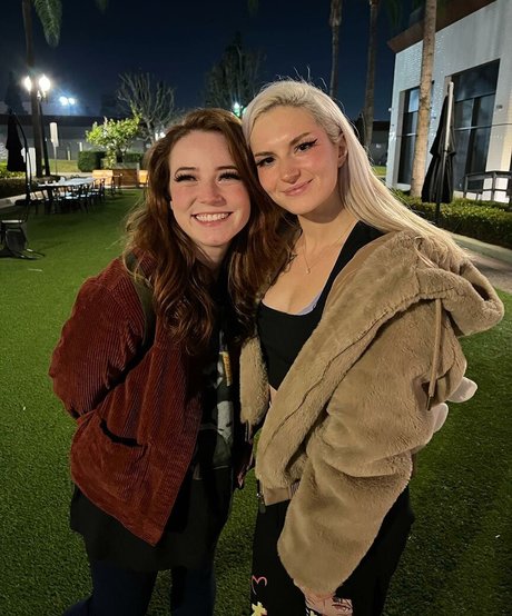 Goodnight Moon model sex image