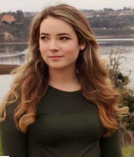 Goodnight Moon model pornographic pics