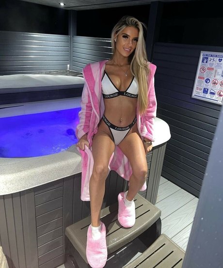 louisemarshallx model beautiful picture