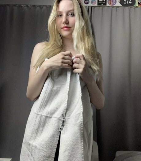 Gewoonalicia nudes model photos