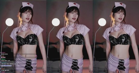 yule__0 03 hot star photo