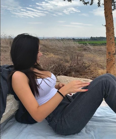 Aviya Danino star sexy pic