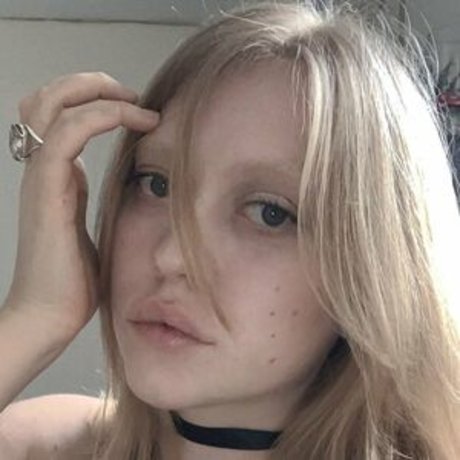 YuStef pornstar free pictures