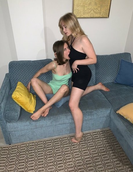 YuStef pretty pornstar pics