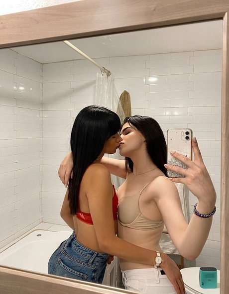 Gabrielle Maya model perfect photo