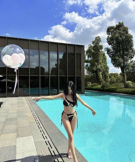 June Gong pornstar nice pic