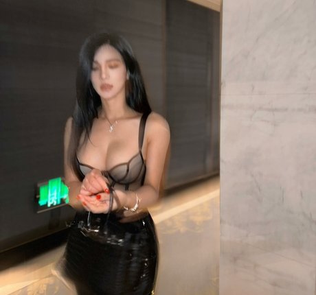 June Gong hd actress archive