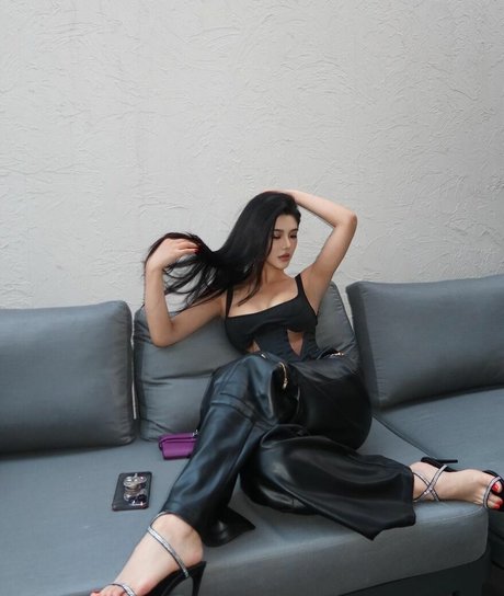 June Gong sexy pornstar pic