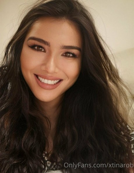 xtinarob porn actress images