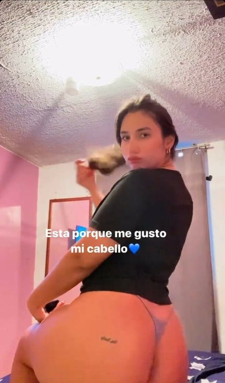 Liz Ramirez hot model photos