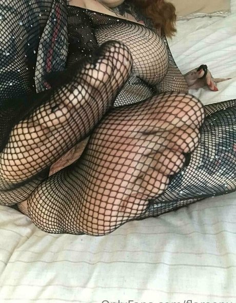 flareonx exclusive actress photo