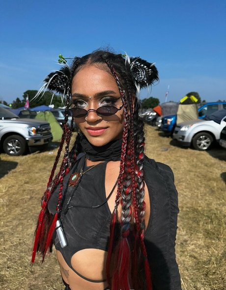 be rave pornstar xxx picture