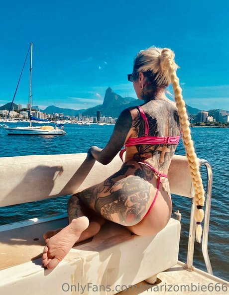 marizombie666 pornstar pretty gallery