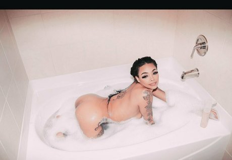 therealvickyy hot pornstar photos