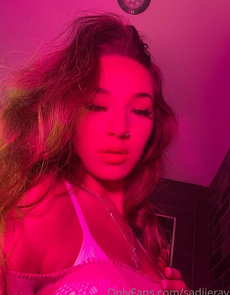 sadiieray naked star pictures