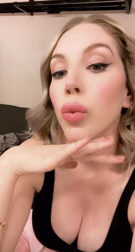 Katherine Ryan free model image