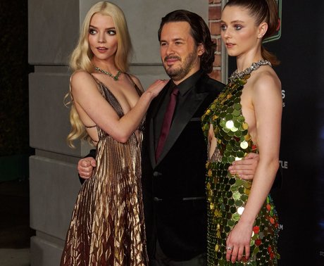 Thomasin Mckenzie naked pornstar gallery