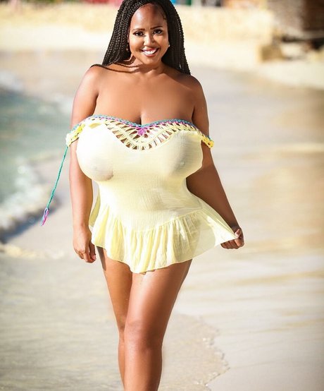 Monique Cooper model best picture