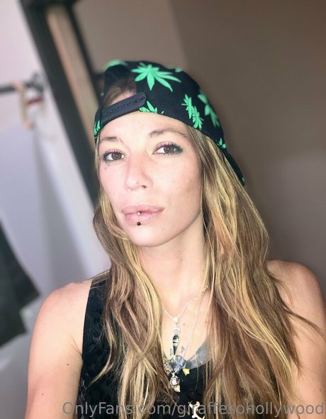 giraffesohollywood top actress pics