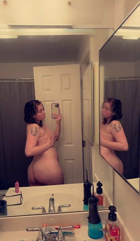 lilpaigeyyxx model xxx images