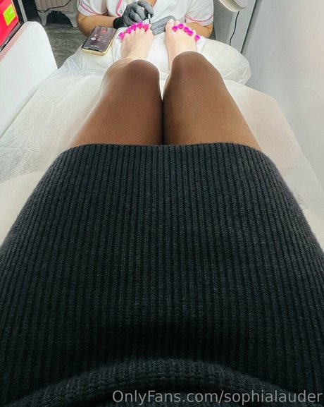 sophialauder free actress picture