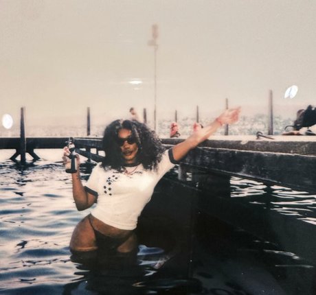 SZA sexy actress gallery