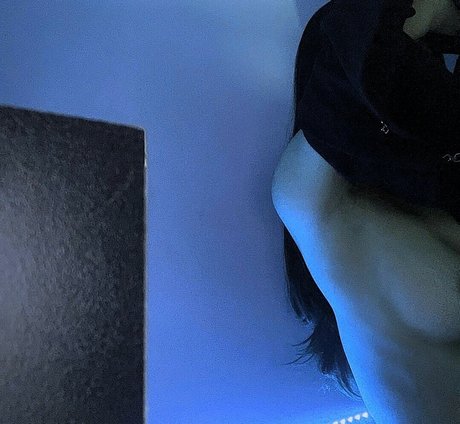 meow dilyara star perfect photos